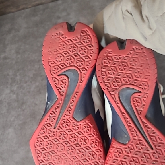 Lebron Nike Zoom Soldier VIII - Picture 5 of 5